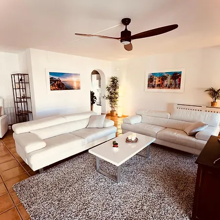 Villa 3-bedroom With Pool In Quiet Area On Costa Blanca For Longer Term