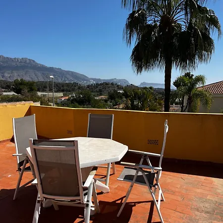 Villa 3-bedroom With Pool In Quiet Area On Costa Blanca For Longer Term La Nucia